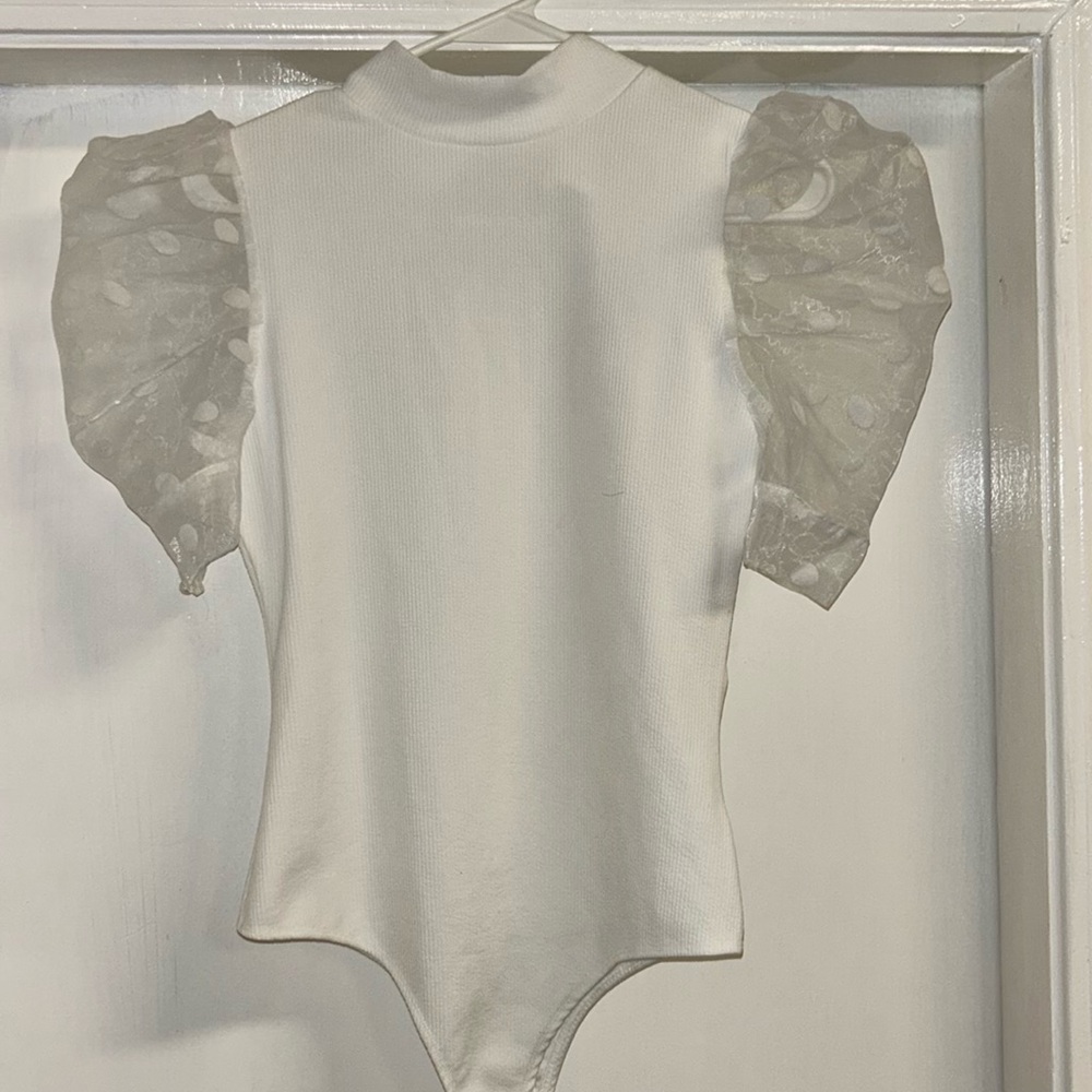 Elegant White Puff Sleeve Women's Top